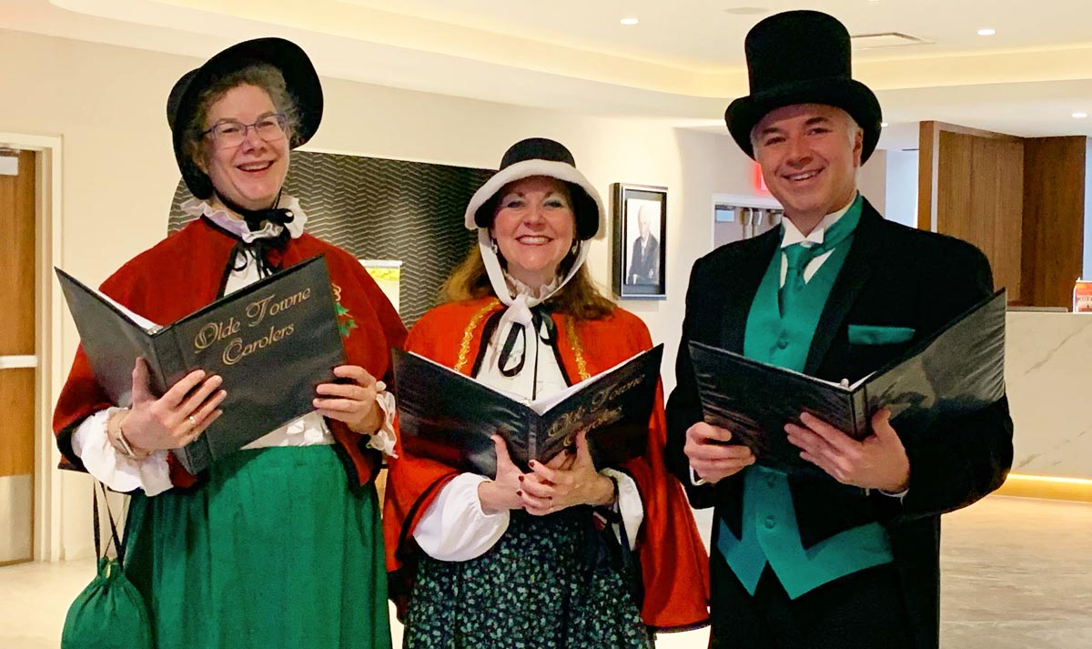 Christmas Carolers in Marriott Marquis Hotel